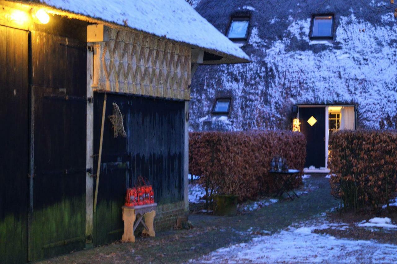 Aan De Dwarsweg Hotell Uffelte Exteriör bild